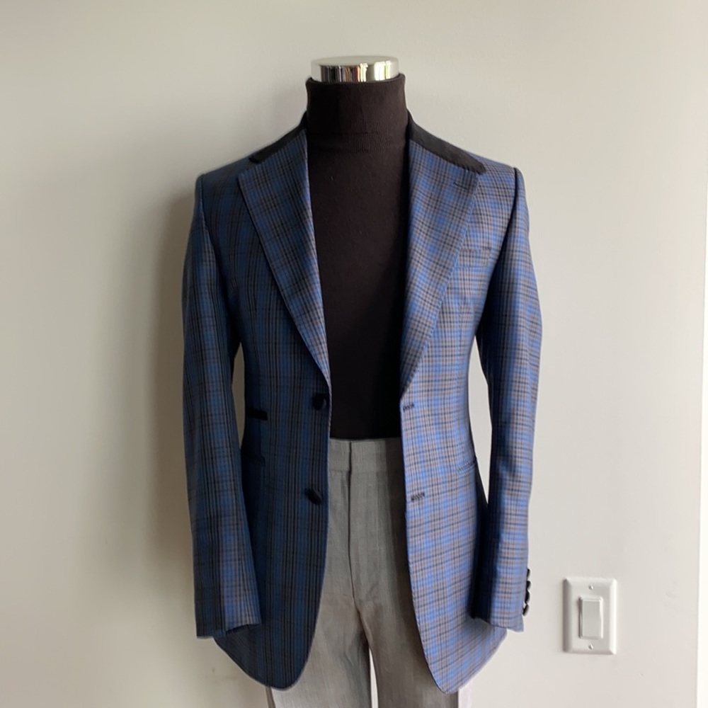 $1,295 3P Bespoke Custom Suede Collar Suit 48R - Picture 16 of 16